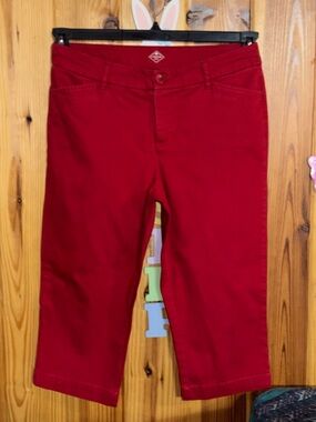 St. John's Bay Red Cropped Jeans